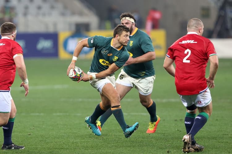 Star Springboks fly-half Handre Pollard is likely to miss the Rugby Championship during July due to a calf injury. Photo: Getty Images